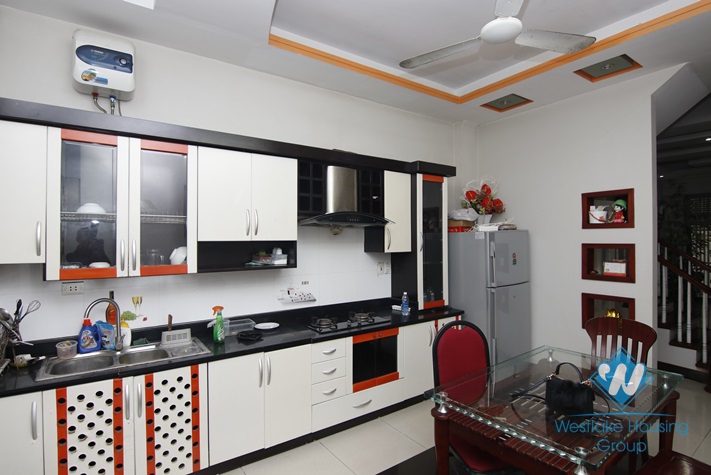 Four bedrooms house for rent in Doi Can street, Ba Dinh area